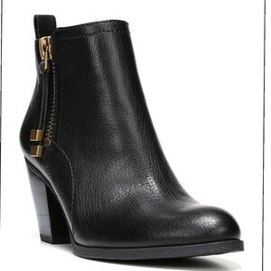 Franco Sarto 9.5 Black Leather Upper Tassel Zipper Ankle Wedge Boots Diana Style